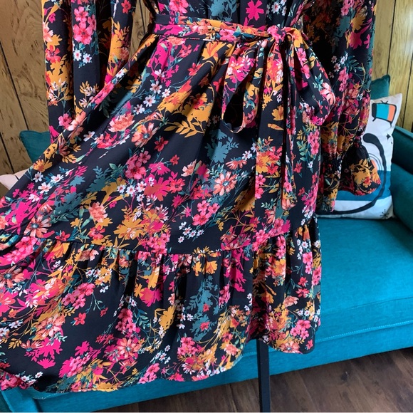 Ophelia Roe Feminine Floral Modest Long Sleeve Dress - Picture 10 of 15